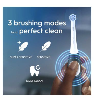 Oral-B iO2 Electric Toothbrush Forest Green with Travel Case