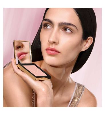 Prada Light Glowing Powder 6.8g