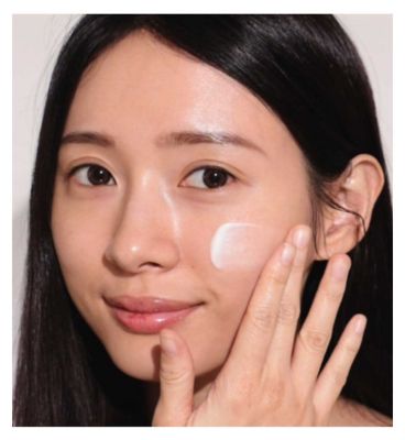 Innisfree Green Tea Hyaluronic Hydrating Sun Serum Spf50 50ml