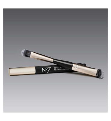 No7 Pro Artist The Refining Duo Dual-Ended Concealer Brush