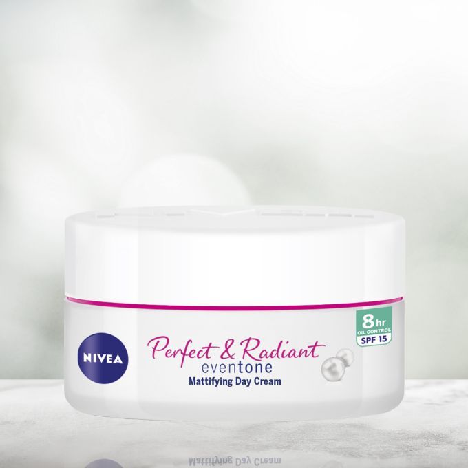 NIVEA Perfect & Radiant Even Tone Mattifying Day Cream For Women - 50ml